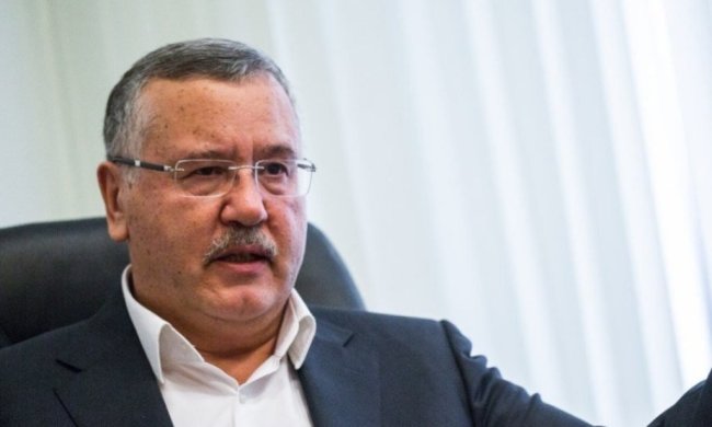Гриценко одной фразой "сломал" Вакарчука: "Н**рен идти в политику?"
