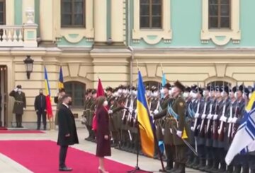 Владимир Зеленский и Майя Санду, кадр из видео