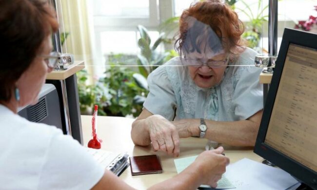 Выход на пенсию: чем еще "накормили" украинцев