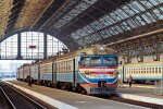 Час для подорожей: з Дніпра запустять додаткові поїзди у Одесу, Львів та Київ