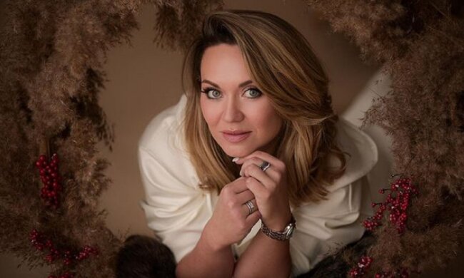 Подруга Юрия Ткача Анна Саливанчук наела сочные формы на праздники и показалась без одежды: "Начинаю новую жизнь"