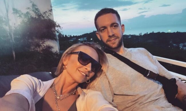 Сопонару з нареченим, фото Instagram