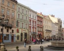 Львівські чиновники зароблятимуть на в’їзді в місто