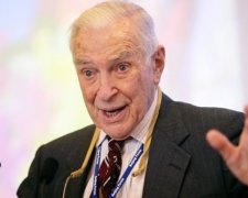 Помер нобелівський лауреат Кеннет Ерроу