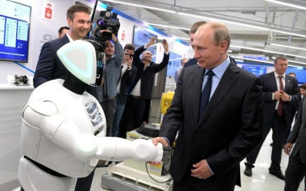 Сеть порвал диалог Путина с роботом