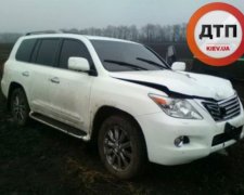 Водій на позашляховику вбив підлітка і втік