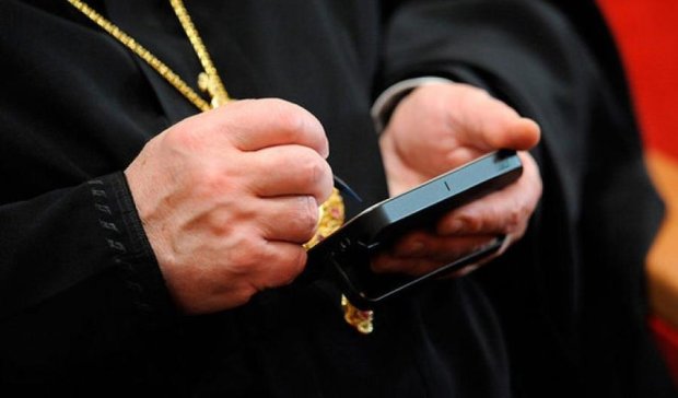 У Росії готують нові чохли для iPhone із цитатами патріарха Кирила