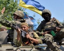 Бійці АТО знешкодили більше двох тисяч мін в Сватовому
