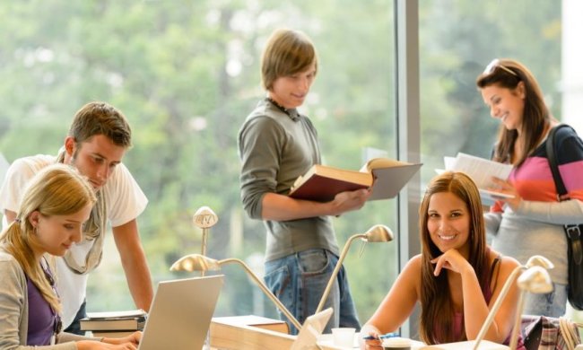 Які українські школи готують найкращих учнів 