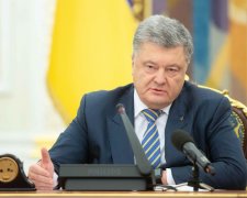 Порошенко пояснив, що означали його слова про Путіна і війну