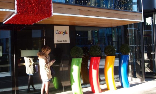 Google подслушивает вас через микрофон и хранит годами: ссылки на записи