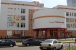 У Києві гімназію з небезпечними хімікатами в повітрі закрили