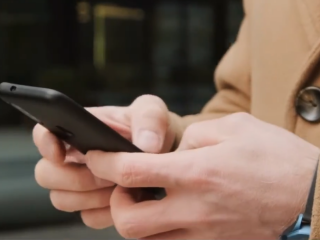 Связь. Фото: скрин youtube