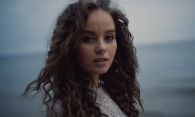 Алина Ляшук, фото: кадр из клипа VAHA "Саме ти"