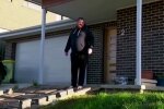 Австралієць прогнав прем'єр-міністра з газону, фото YouTube