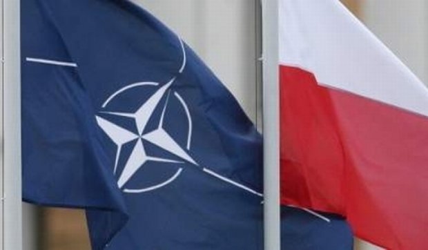 Польща закликає НАТО створити бази ближче до кордонів з Росією