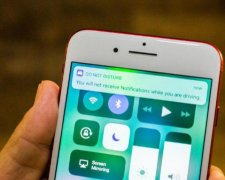 Тільки вперед: Apple обмежила можливості власникам iPhone