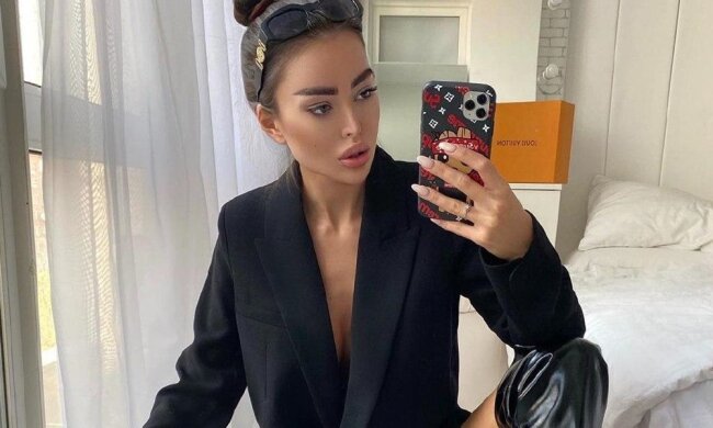 Олена Омович, фото з Instagram