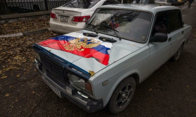 Обесточенный Симферополь покрылся слоем грязи и мусора (фото)