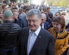 Дача с горничными и собственная охрана: что получит Порошенко от государства, все это пожизненно