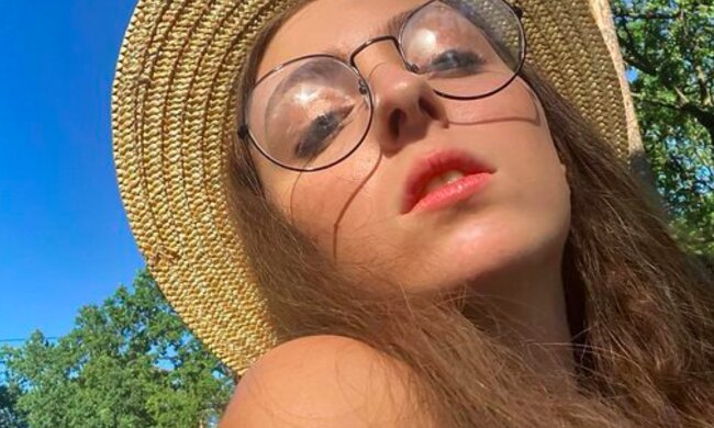 Маша Полякова, instagram.com/mashapolyakova/