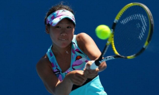 20-летняя японка Нао Хибино выиграла турнир WTA