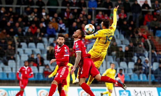 Сборная Украины вырвала победу у Люксембурга