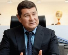 Онищенко уже улетел из Украины