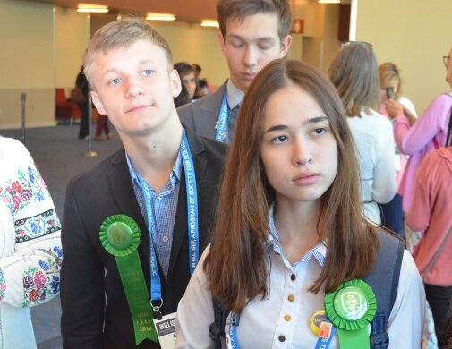 Юна українка придумала, як рятувати людей від раку: методику визнали у всьому світі