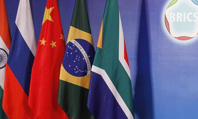 РФ будет пытаться через БРИКС вернуться из международной изоляции, - нардеп Пушкаренко