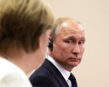 Букет образ: Путін припустився фатальної помилки з Меркель