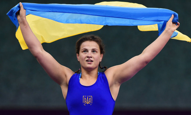Українки здобувають медалі на чемпіонаті Європи з боротьби: наша гордість