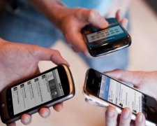 "Без мого відома і згоди нараховують послуги, які мені н...р не потрібні. Якщо я поклав на свій рахунок гроші, то я хочу їх там бачити і сам їх витрачати", - "Київстар" довів абоне