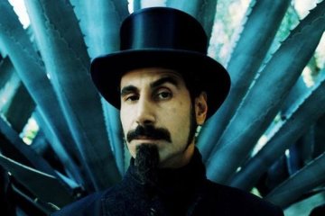 Вокалист "System of a Down" поддержал Майдан в Армении