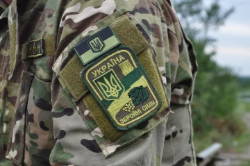 Сбывали прямо в казармах: военных ВСУ поймали с наркотиками