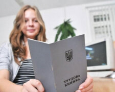 Первый заработок может стать разочарованием: что нужно знать несовершеннолетним, устраивающимся на работу