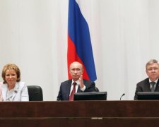 У Путіна знову зібралися "рятувати" російськомовних українців