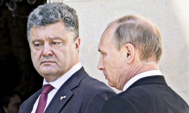 Порошенко заявил о нарастающей угрозе открытой войны с Россией