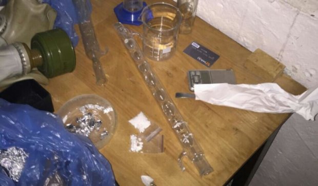 Нарколабораторию ликвидировали в Печерском районе Киева (фото)