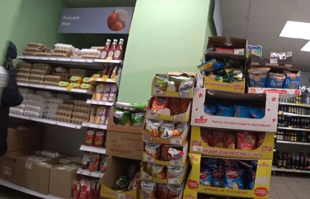 продуктовый магазин, скриншот из видео