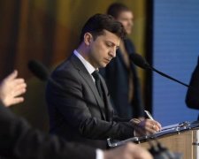 Зеленский срочно обратился к Парубию: "Важно этого избежать"