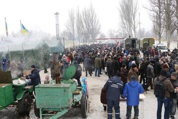 Рятувальники евакуювали майже три сотні мешканців Авдіївки