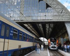 Укрзалізниця запустить додаткові рейси на травневі свята 
