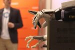 Учёные изобрели способ почувствовать виртуальную реальность на ощупь