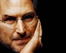 Директор Apple намагався віддати печінку Джобсу