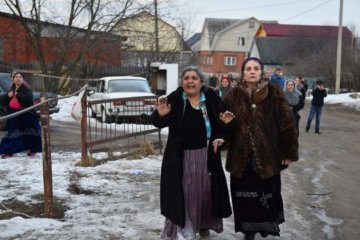 Циганське гетто: роми відриваються на киянах по повній, поліція бездіє