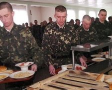 Соратник Януковича травит украинских воинов