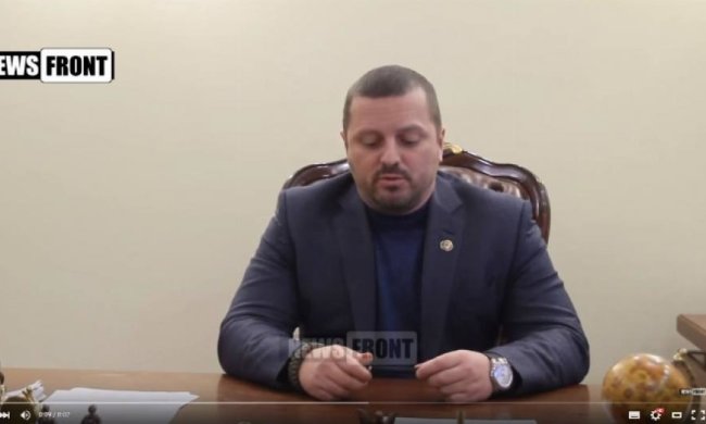 Главарь "милиции ЛНР" блеснул часами за 74 тыс. грн (фото)