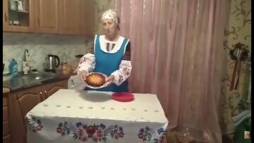 Молдавський бісквіт Флоаре, скріншот із відео