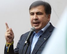 Саакашвілі назвав дату відставки Порошенка